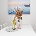 The Little Royale - Central 2B In Broadbeach