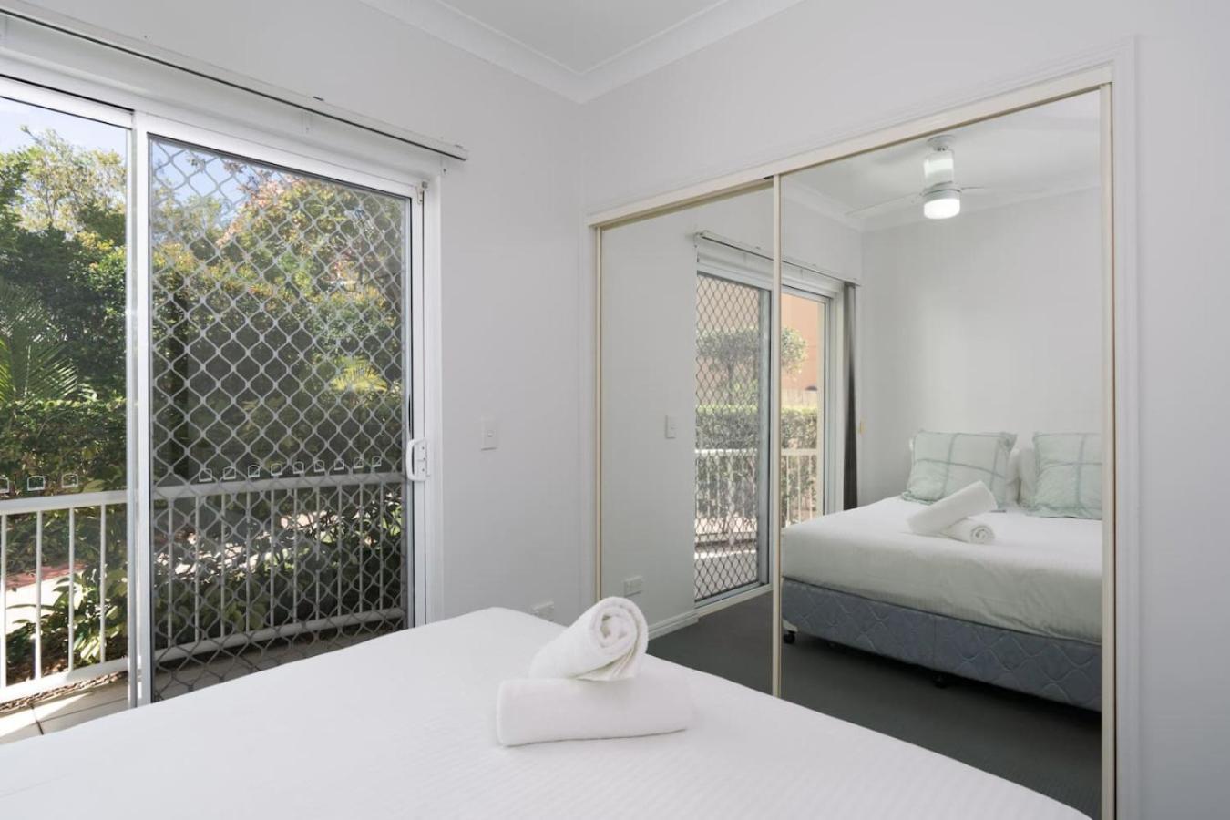 Apartment The Little Royale - 2b In Broadbeach Gold Coast