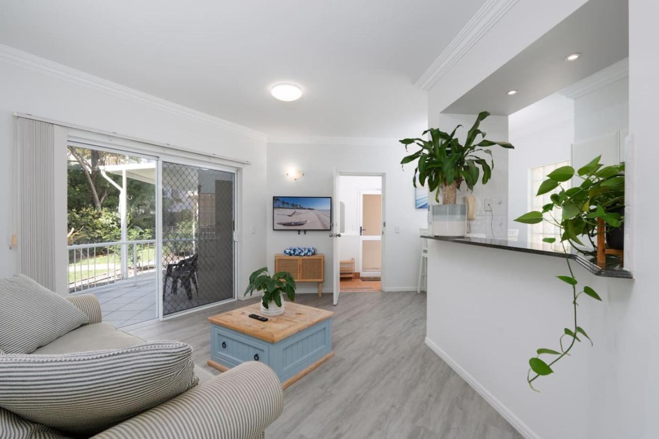 The Little Royale - 2b In Broadbeach Apartment *