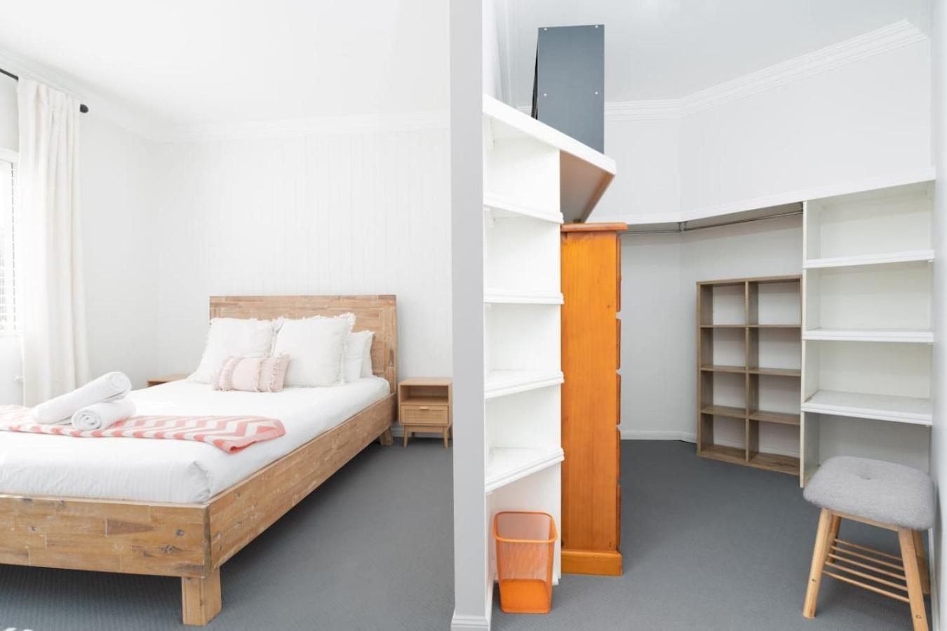 The Little Royale - 2b In Broadbeach Apartment *