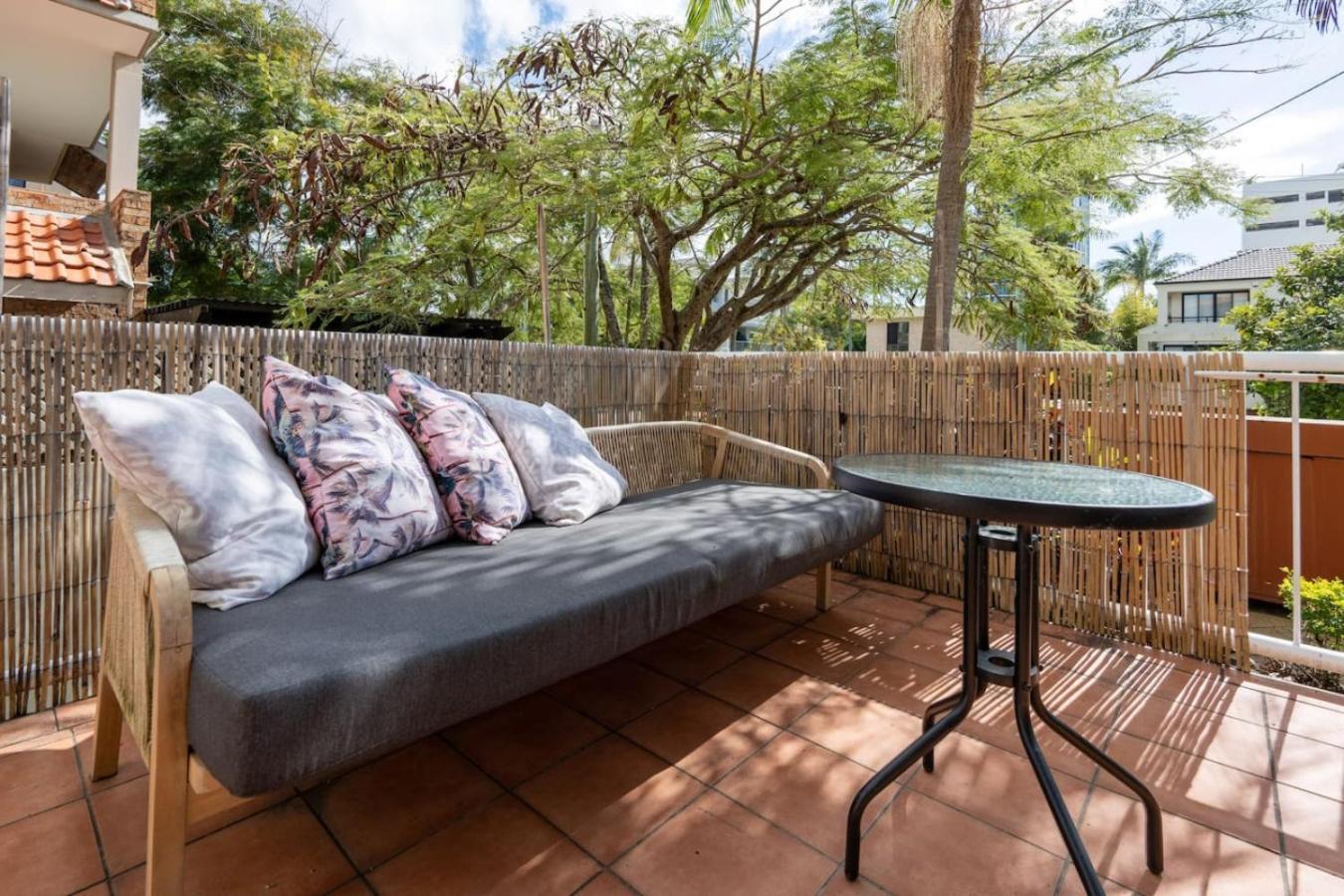 The Little Royale - 2b In Broadbeach Gold Coast
